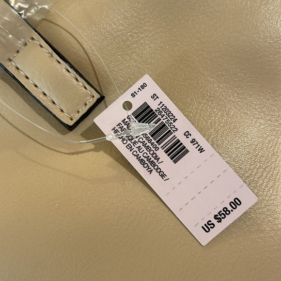 NWT Victoria’s Secret drawstring tote - Picture 5 of 5